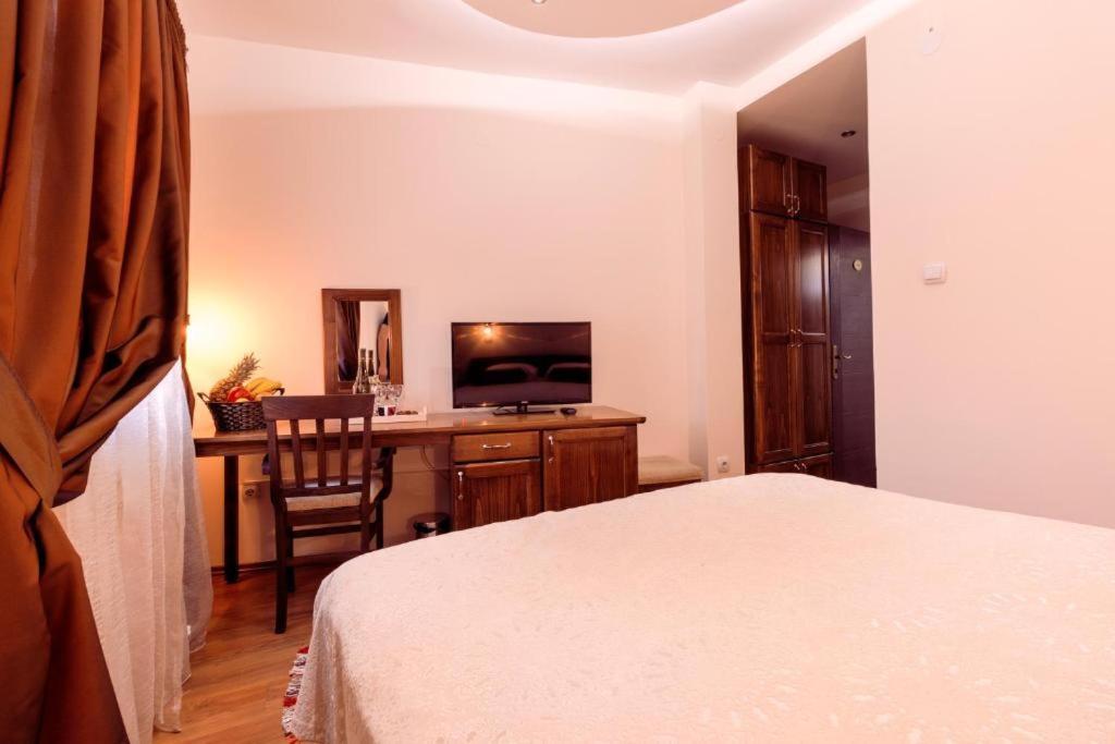 Downtown Rooms Ni Exterior foto