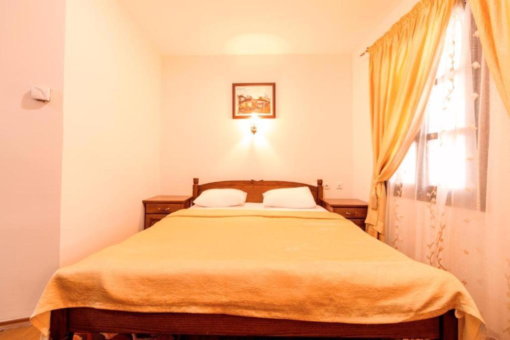 Downtown Rooms Ni Exterior foto